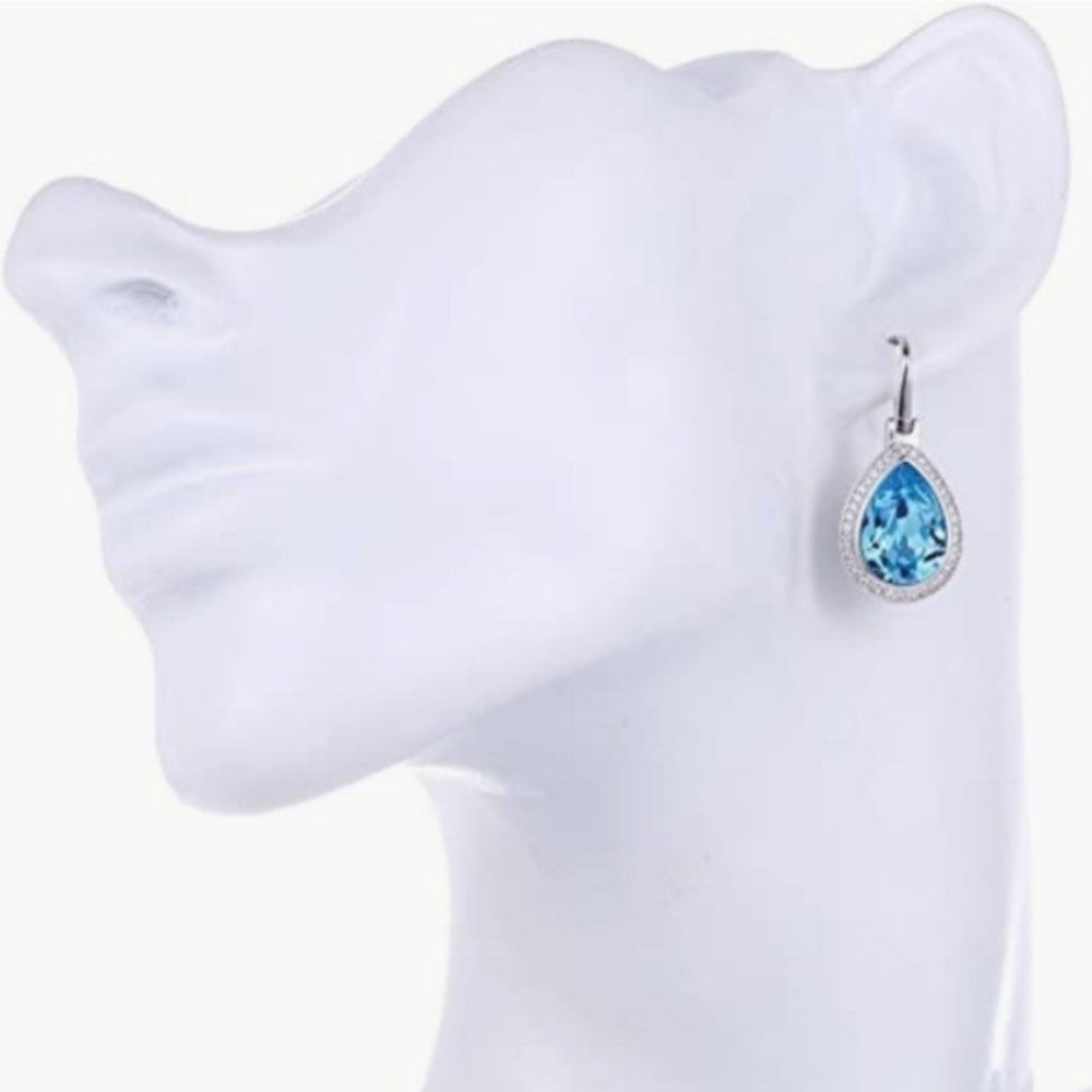 Xuping Hoop Earrings with Swarovski Crystals